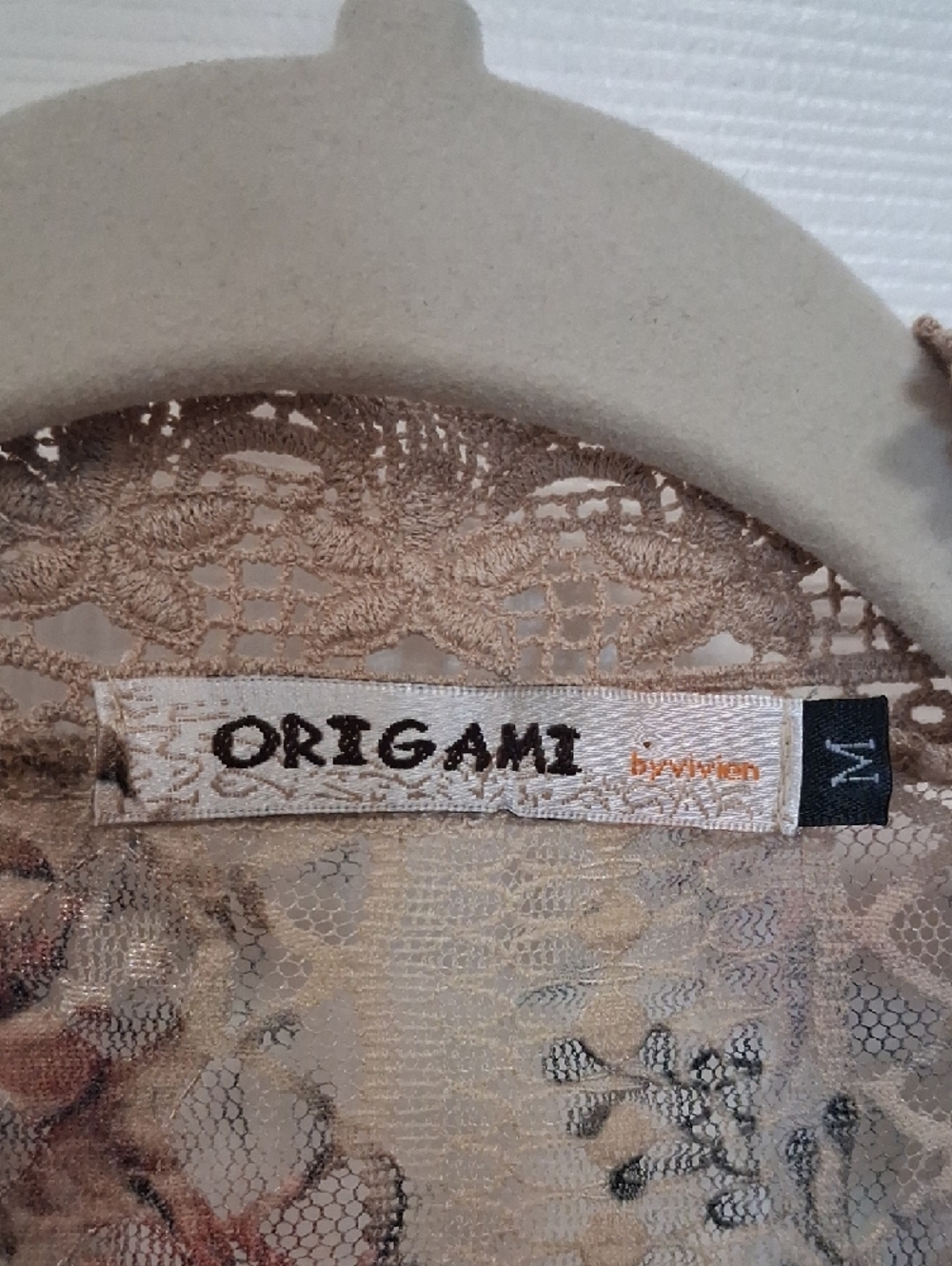 Origami Lace Floral Duster - Picture 2 of 13